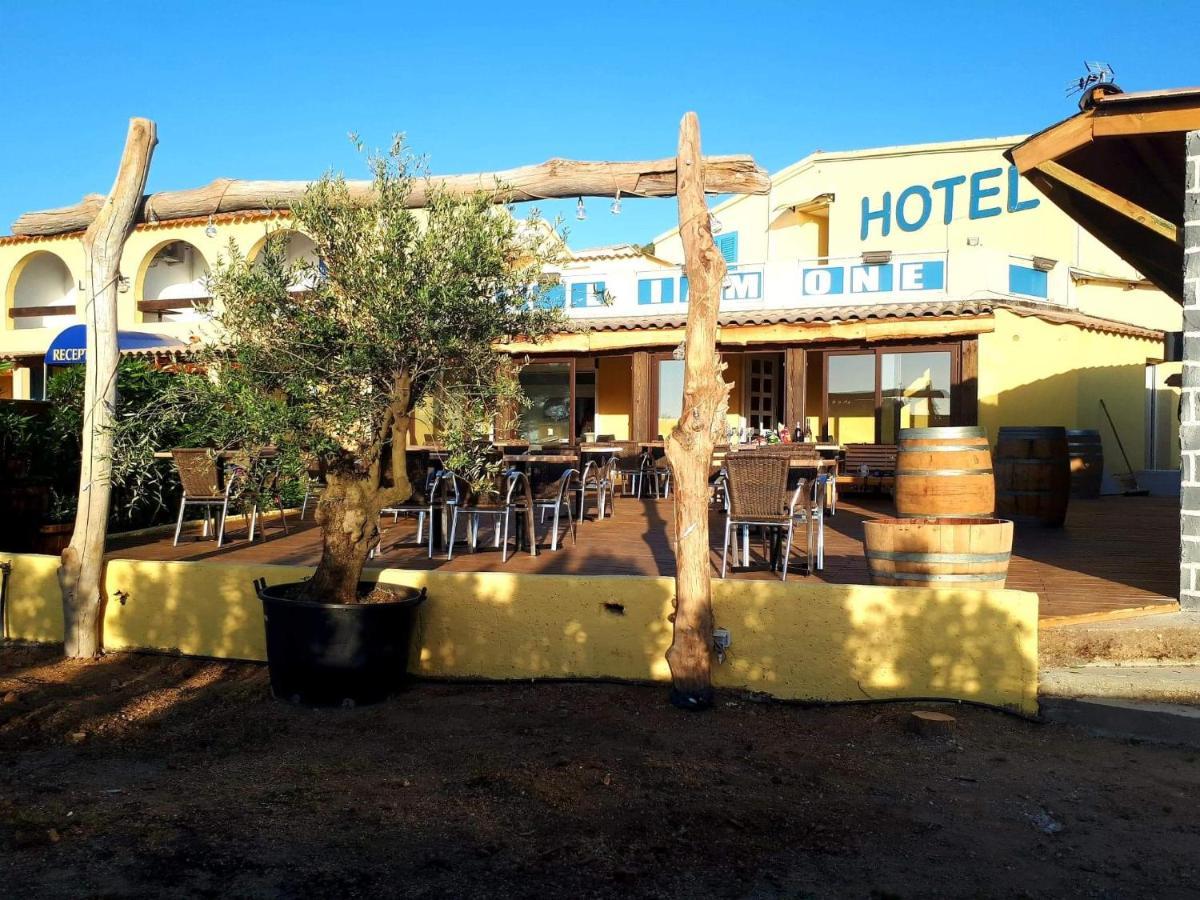 Hotel U Liamone Saint-Florent  Exterior foto